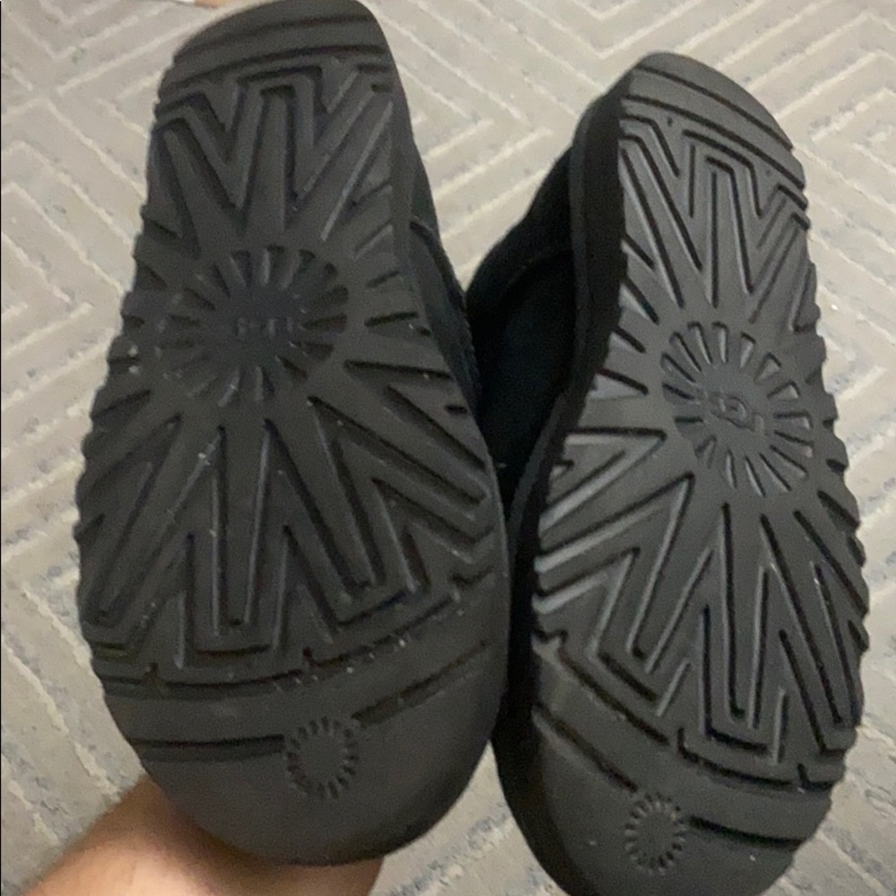 Ugg boots - Picture 6 of 9